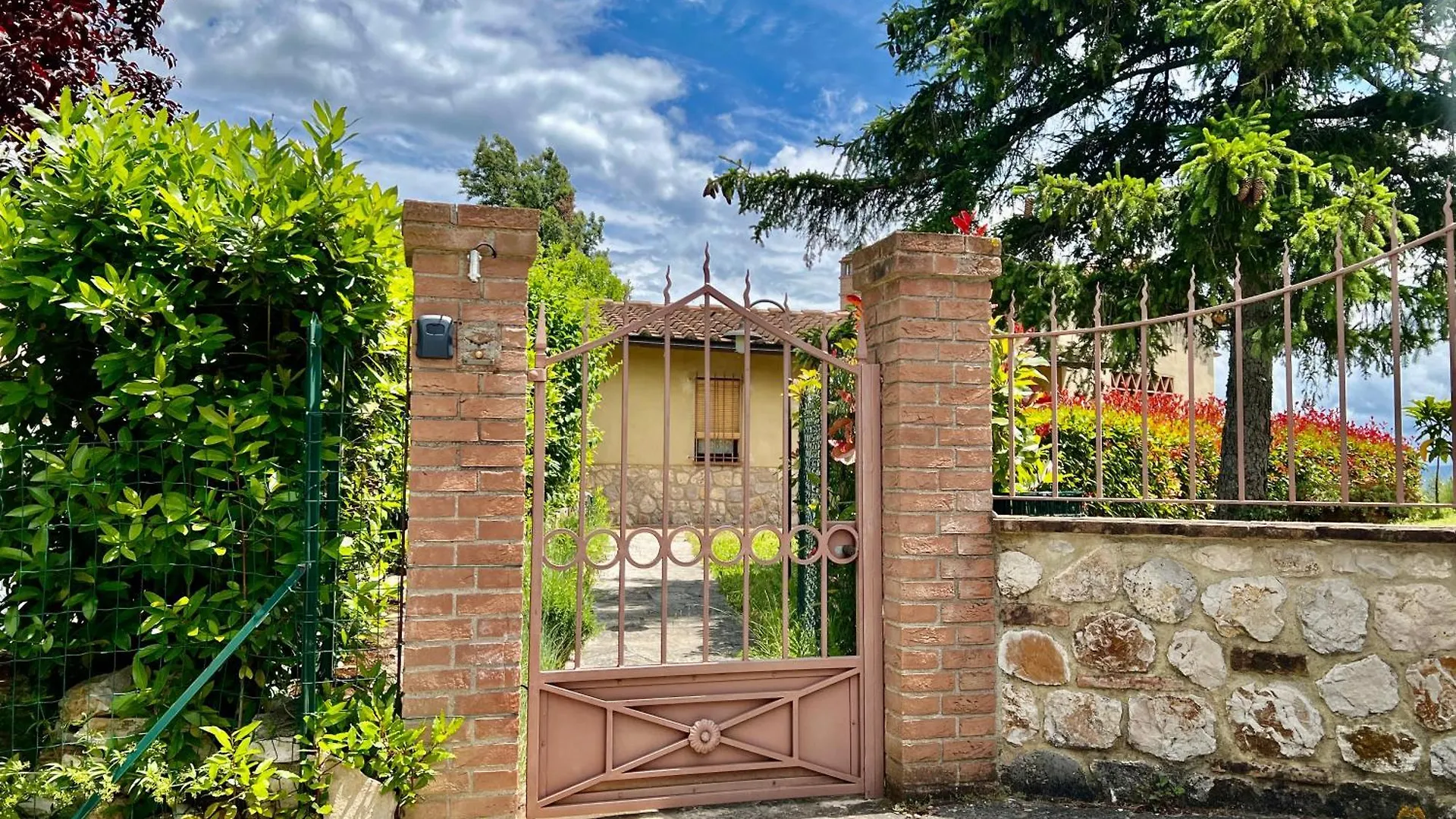 Casina Agli Ulivi - Tuscan Country House Σαν Τζιμινιάνο 0*,